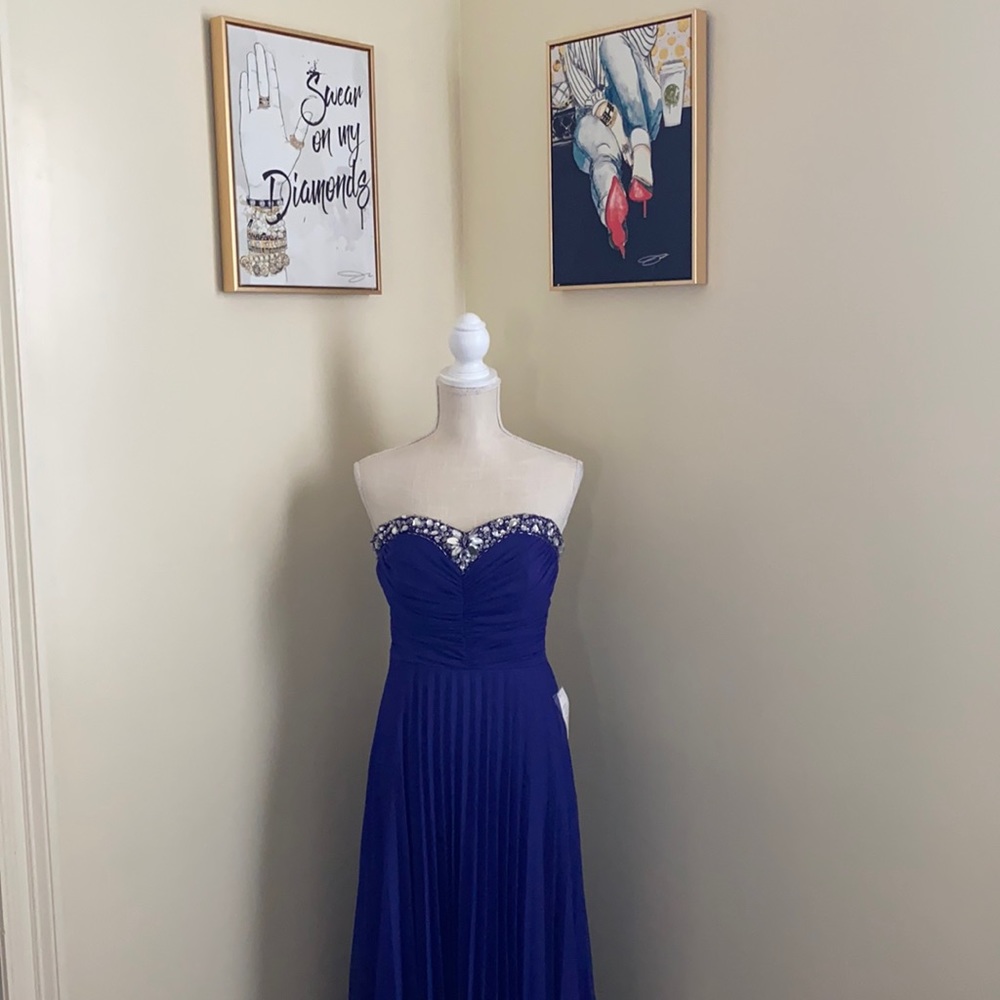 🆕 B . DARLIN DRESS